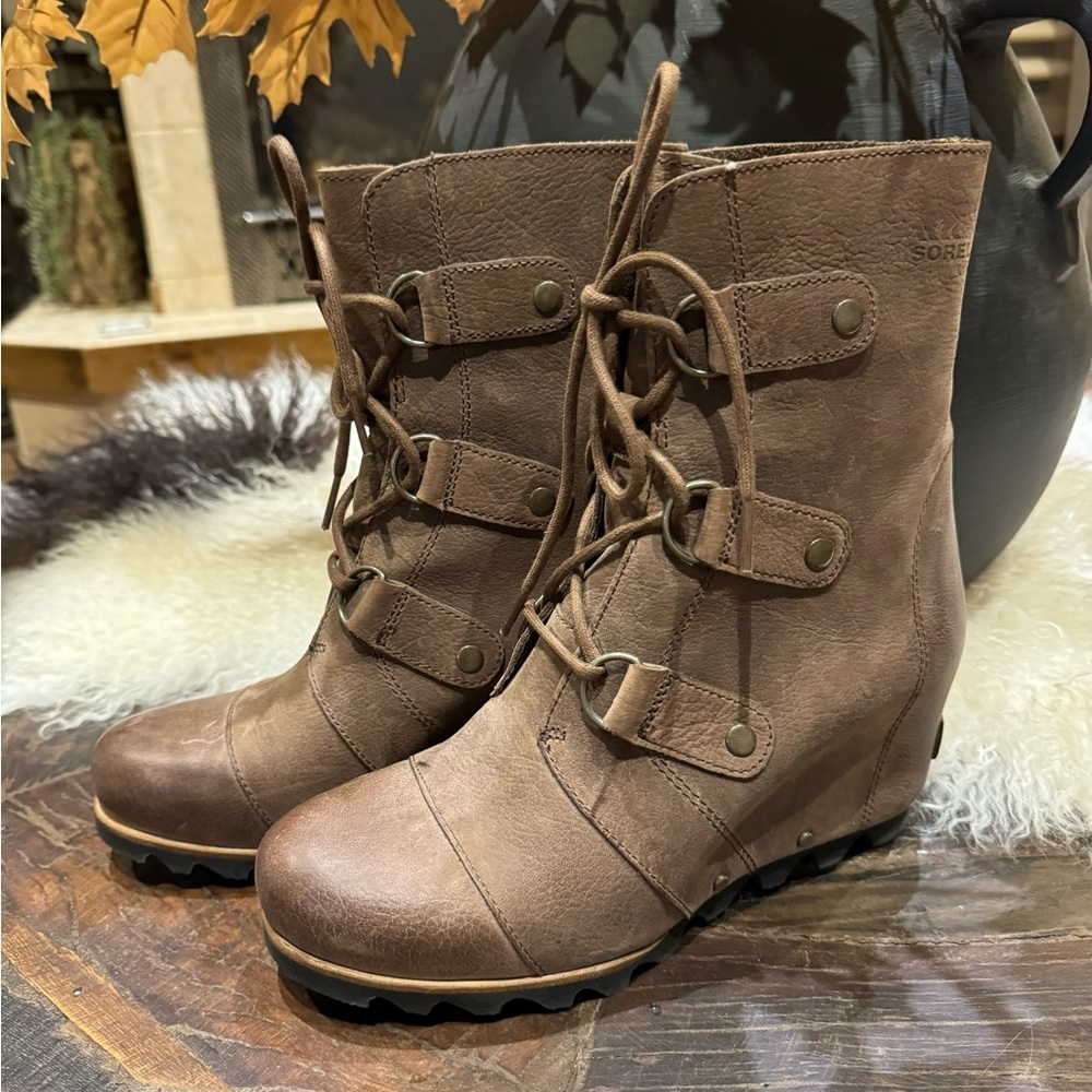 Sorel Joan of Arctic Wedge Boot NWOB